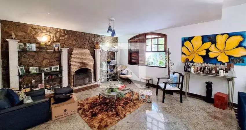 Casa para venda - engenho do mato, 5 quartos,  250 m² - niterói