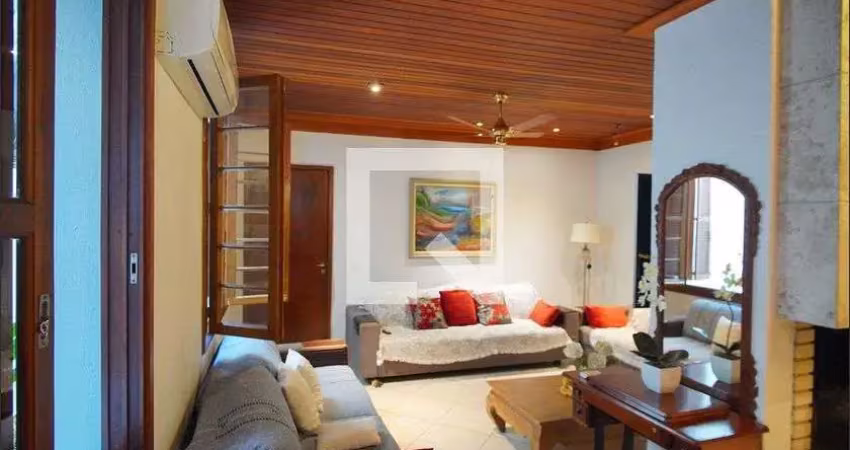 Casa para venda - rio branco, 4 quartos,  340 m² - porto alegre