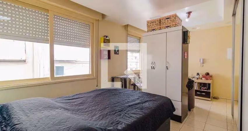 Kitnet / stúdio para venda - cidade baixa, 1 quarto,  28 m² - porto alegre