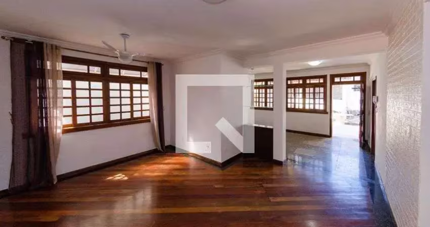 Casa para venda - alto dos pinheiros, 3 quartos,  310 m² - belo horizonte