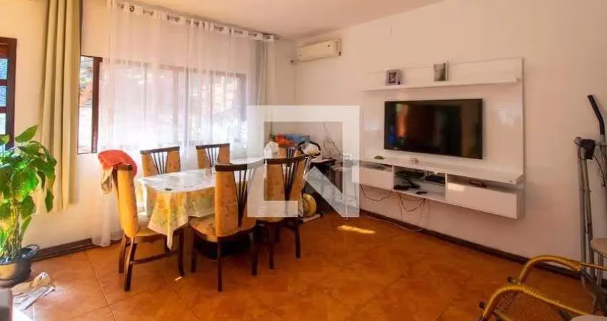 Casa para venda - cavalhada, 2 quartos,  200 m² - porto alegre