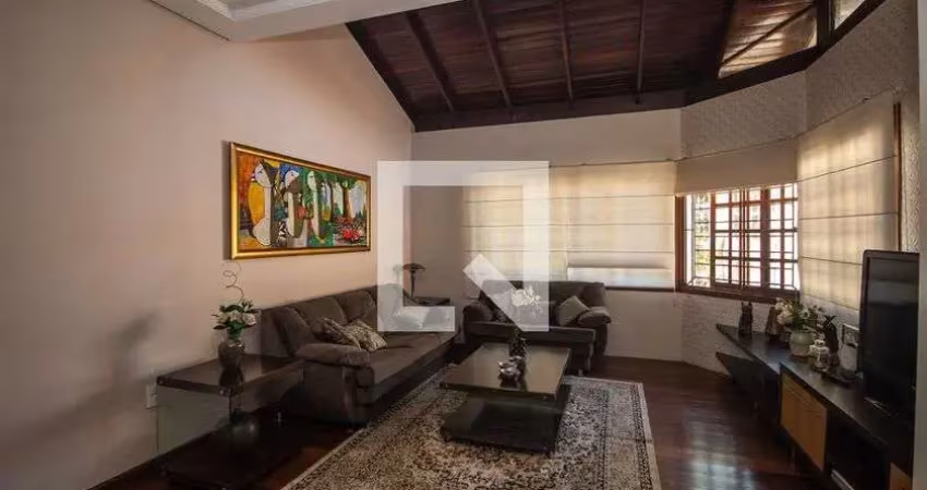 Casa para venda - camaquã, 5 quartos,  363 m² - porto alegre