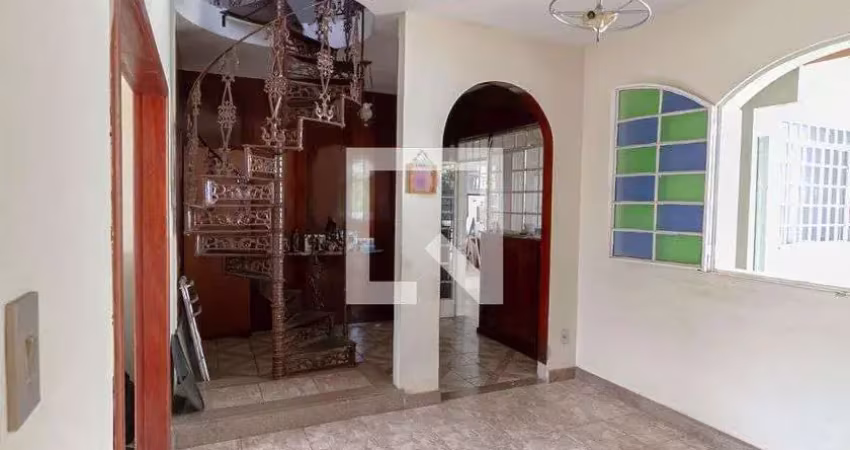 Casa para venda - cinquentenário, 3 quartos,  215 m² - belo horizonte