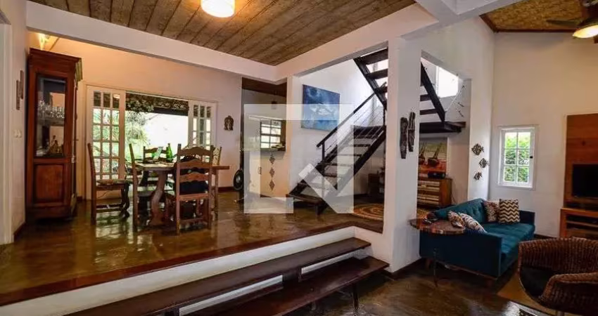 Casa / sobrado em condomínio para venda - serra grande, 3 quartos,  300 m² - niterói