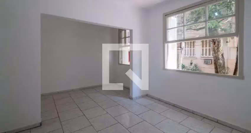 Apartamento para venda - centro histórico, 1 quarto,  32 m² - porto alegre