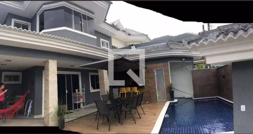 Casa / sobrado em condomínio para venda - vargem pequena, 3 quartos,  240 m² - rio de janeiro
