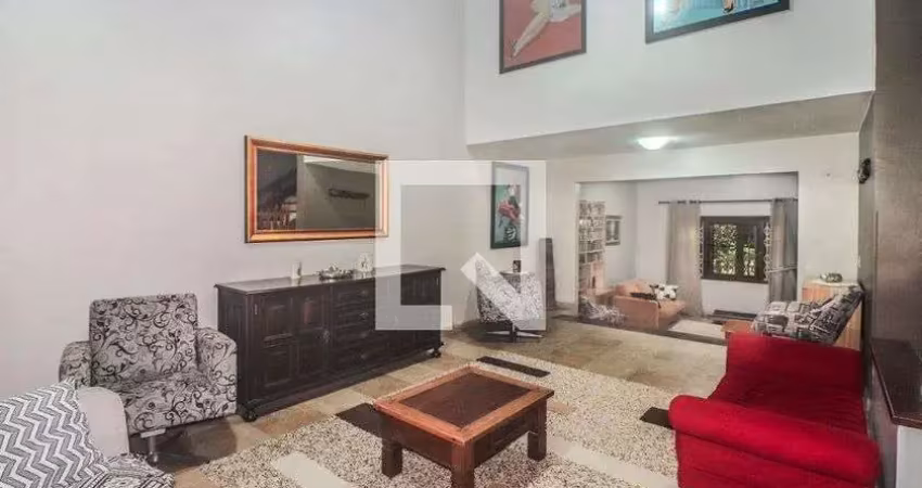 Casa para venda - vila ipiranga, 3 quartos,  250 m² - porto alegre