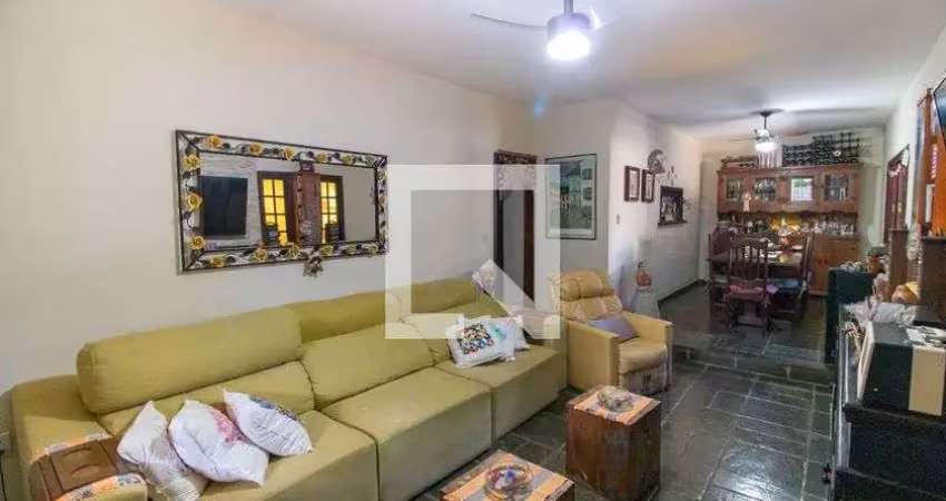 Casa para venda - itaipu, 3 quartos,  300 m² - niterói