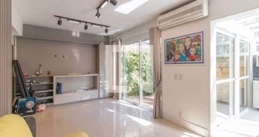 Casa / sobrado em condomínio para venda - teresópolis, 3 quartos,  177 m² - porto alegre