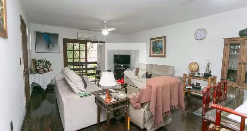 Casa para venda - petrópolis, 3 quartos,  528 m² - porto alegre