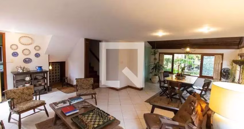 Casa / sobrado em condomínio para venda - vila progresso, 3 quartos,  212 m² - niterói