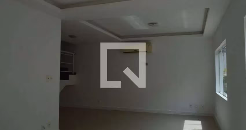 Casa para venda - freguesia , 3 quartos,  131 m² - rio de janeiro
