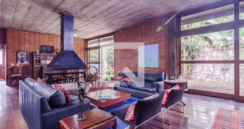 Casa para venda - alto de pinheiros, 5 quartos,  331 m² - são paulo