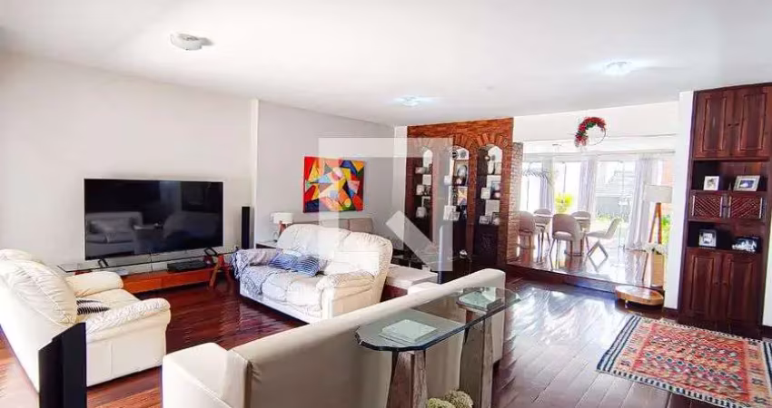 Casa para venda - freguesia , 4 quartos,  563 m² - rio de janeiro