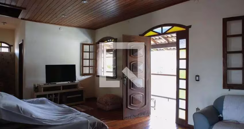 Casa para venda - guarani, 4 quartos,  360 m² - belo horizonte