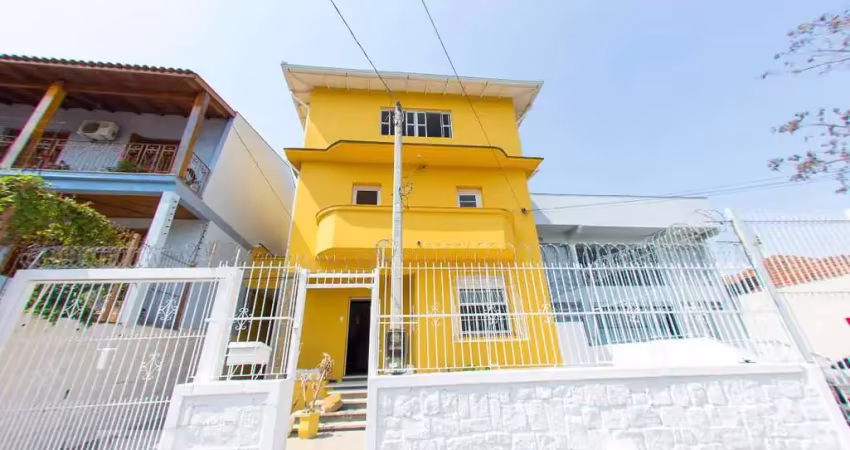 Casa para venda - medianeira, 6 quartos,  300 m² - porto alegre