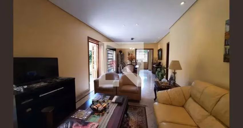 Casa à venda na Rua Coronel Mendonça, Vila Carrão, São Paulo
