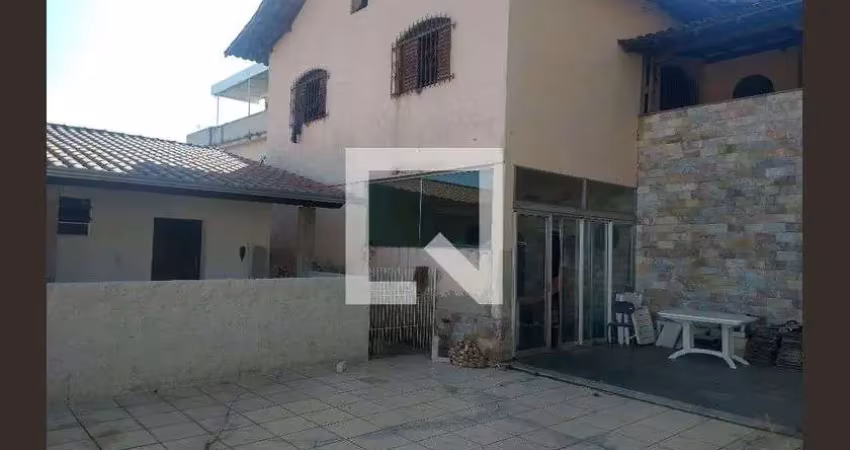 Casa para venda - camargos, 3 quartos,  280 m² - belo horizonte