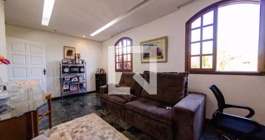 Casa para venda - dom bosco, 3 quartos,  450 m² - belo horizonte