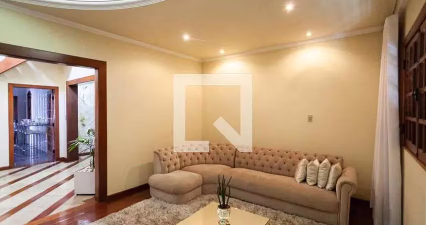 Casa para venda - ouro preto, 4 quartos,  250 m² - belo horizonte