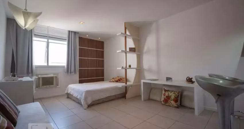 Kitnet / stúdio para venda - centro, 1 quarto,  33 m² - rio de janeiro