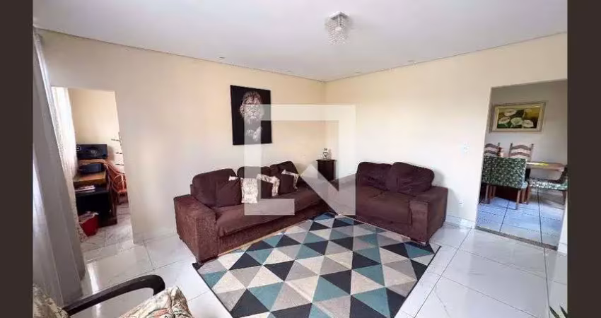 Casa para venda - bandeirantes, 3 quartos,  360 m² - contagem