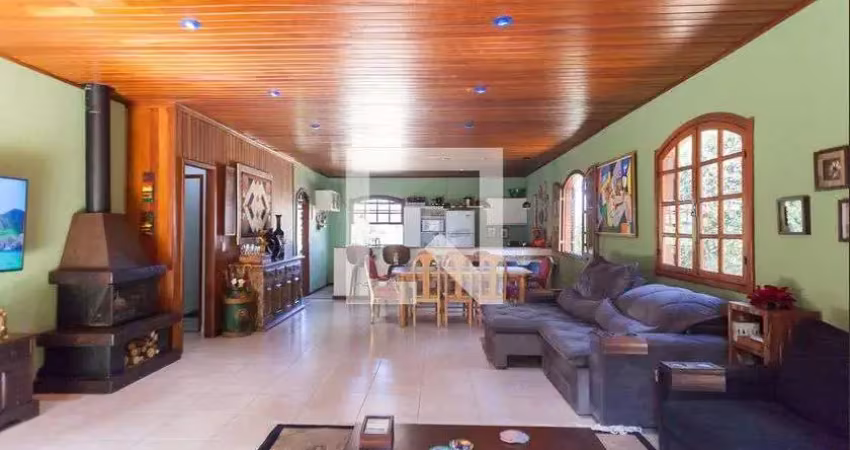Casa / sobrado em condomínio para venda - retiro do chalé, 3 quartos,  580 m² - brumadinho