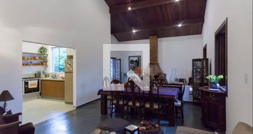 Casa / sobrado em condomínio para venda - retiro do chalé, 4 quartos,  2600 m² - brumadinho