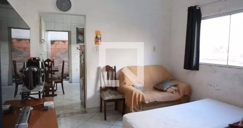 Casa para venda - inconfidentes, 2 quartos,  200 m² - contagem