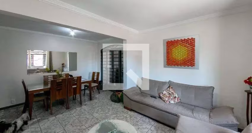 Casa para venda - inconfidentes, 3 quartos,  240 m² - contagem