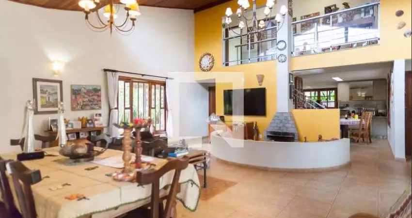 Casa / sobrado em condomínio para venda - casa branca, 3 quartos,  263 m² - brumadinho
