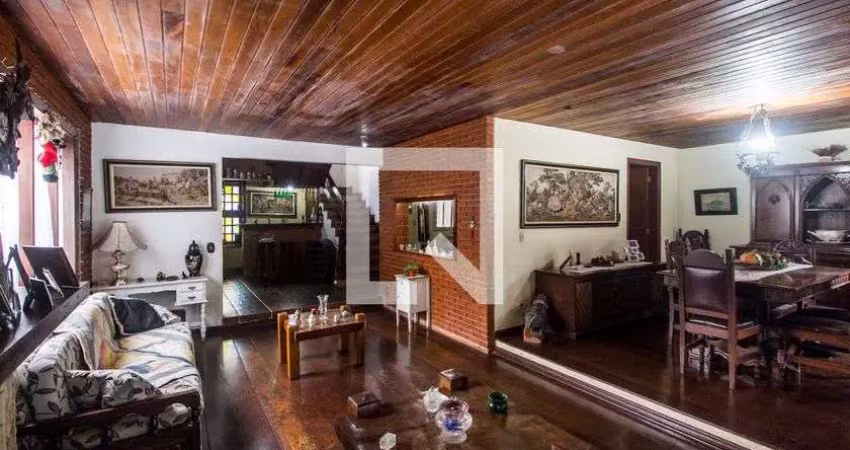 Casa / sobrado em condomínio para venda - alphaville, 3 quartos,  220 m² - santana de parnaíba