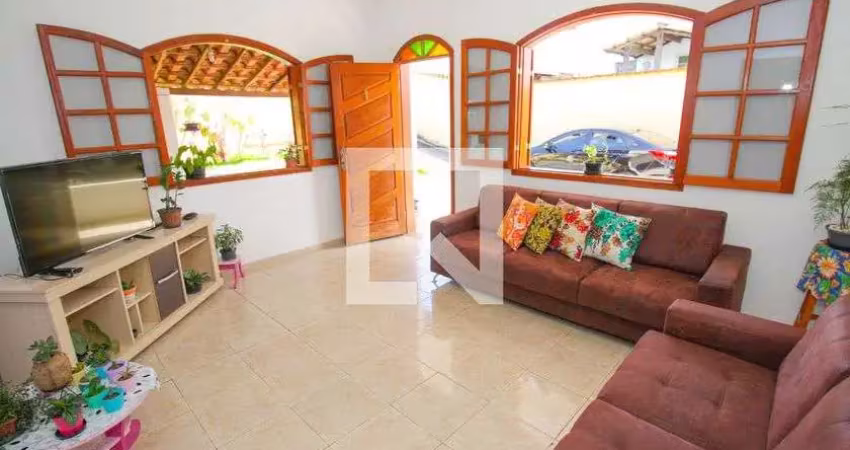 Casa para venda - colonial, 3 quartos,  219 m² - contagem