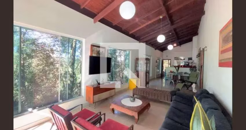 Casa / sobrado em condomínio para venda - retiro do chalé, 4 quartos,  300 m² - brumadinho