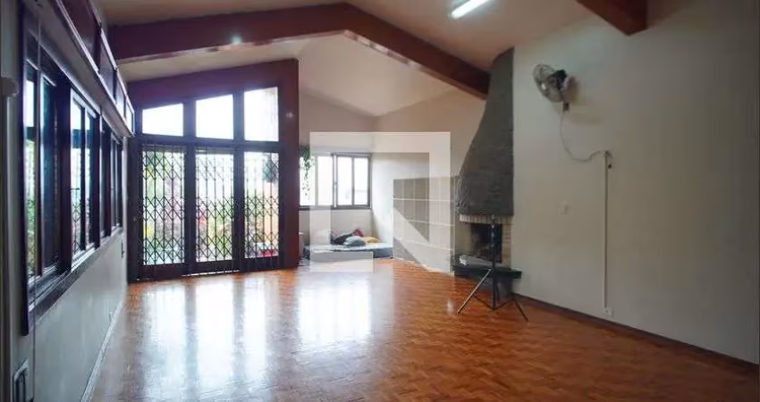 Casa para venda - três figueiras, 4 quartos,  300 m² - porto alegre