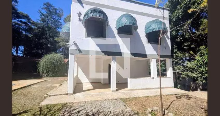 Casa para venda - nacional, 8 quartos,  606 m² - contagem