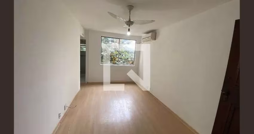 Apartamento para venda - taquara, 2 quartos,  39 m² - rio de janeiro