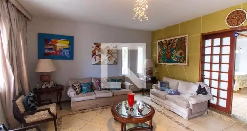 Casa para venda - piratininga, 3 quartos,  289 m² - niterói