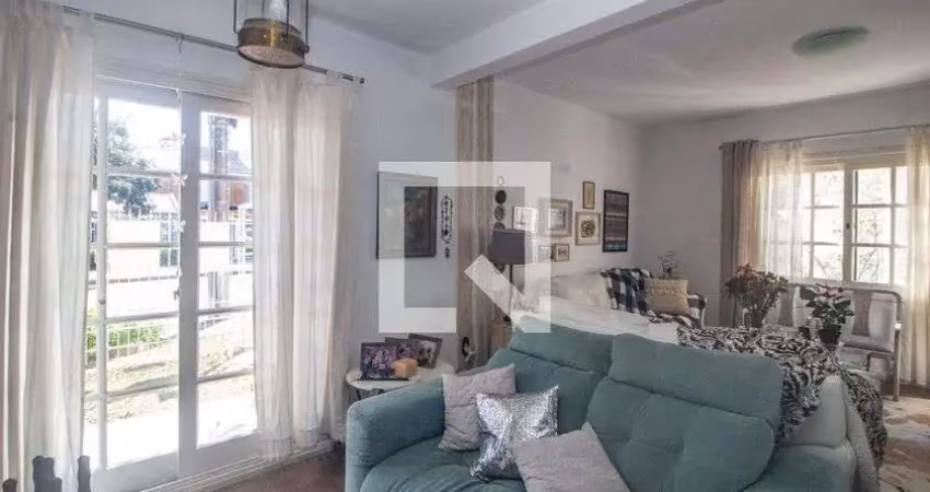 Casa para venda - campo novo, 4 quartos,  252 m² - porto alegre