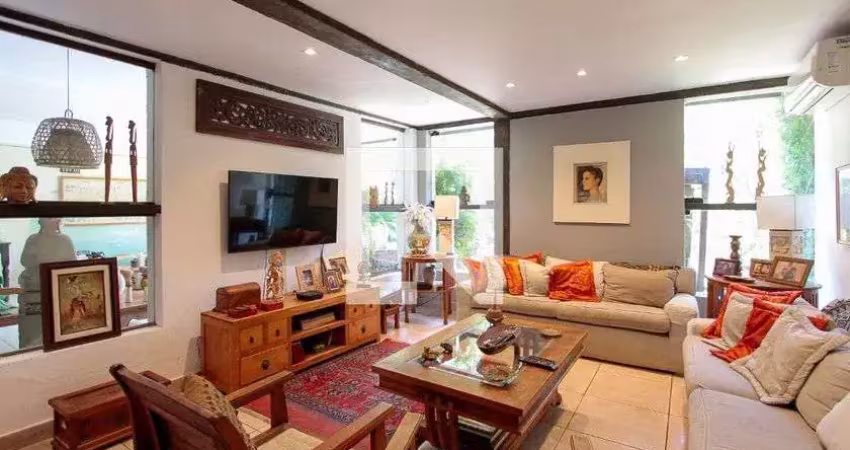 Casa / sobrado em condomínio para venda - jardim oceânico, 4 quartos,  560 m² - rio de janeiro