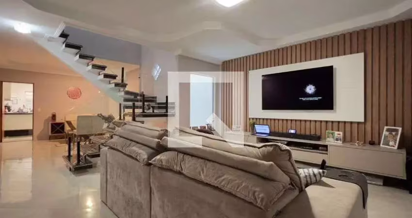 Casa para venda - jardim cocaia, 3 quartos,  250 m² - guarulhos