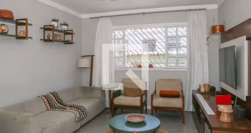 Casa com 3 quartos à venda na Rua Sepetiba, Vila Romana, São Paulo