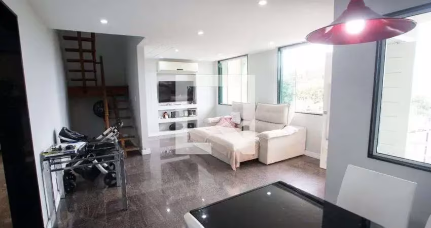 Casa / sobrado em condomínio para venda - taquara, 3 quartos,  450 m² - rio de janeiro