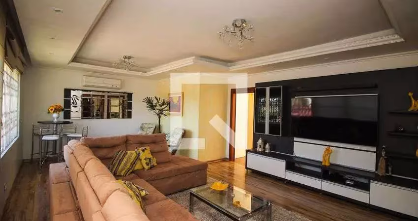 Casa para venda - teresópolis, 4 quartos,  280 m² - porto alegre