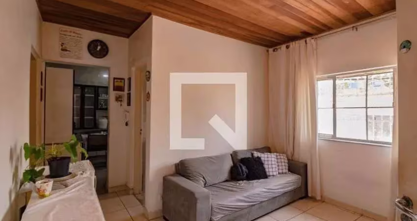 Casa com 2 quartos à venda na Rua Soares de Avellar, Jabaquara, São Paulo