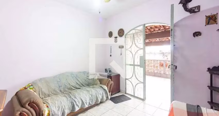 Casa com 2 quartos à venda na Rua Luís Ferrari, Vila Yolanda, Osasco