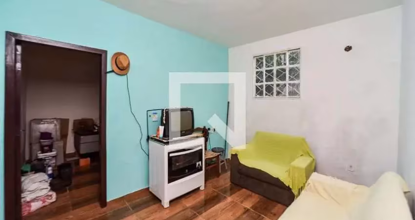 Casa com 3 quartos à venda na Rua José Huberto Bronca, Sarandi, Porto Alegre