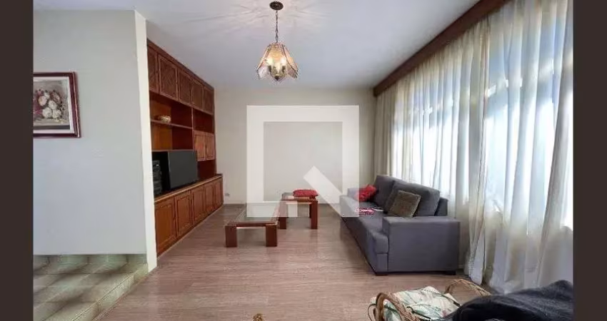 Casa com 3 quartos à venda na Rua Araicás, Jaguaré, São Paulo