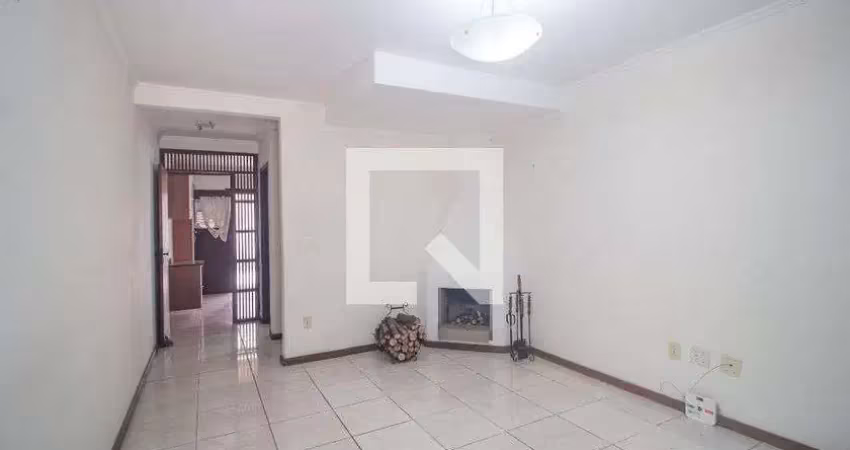 Casa com 2 quartos à venda na Rua Norival Paranaguá de Andrade, Campo Novo, Porto Alegre