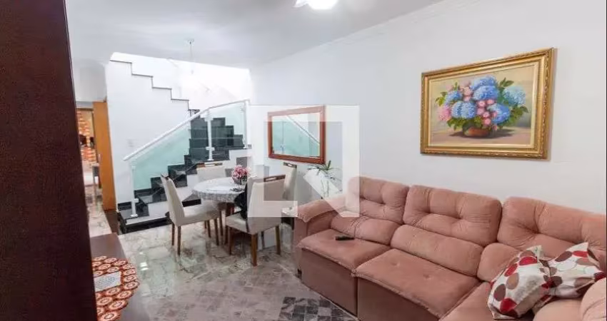 Casa com 3 quartos à venda na Rua Marapitanas, Vila Ré, São Paulo